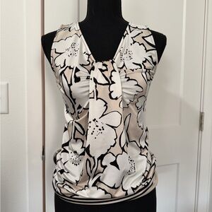 New York & Company Black and White Floral Blouse